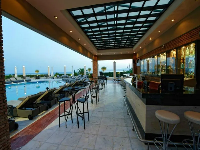 Pool, Royal Hotel Thessaloniki, Halkidiki