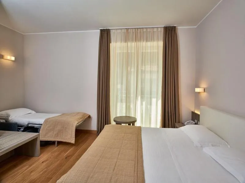 General view, Albergo Centrale, Milan