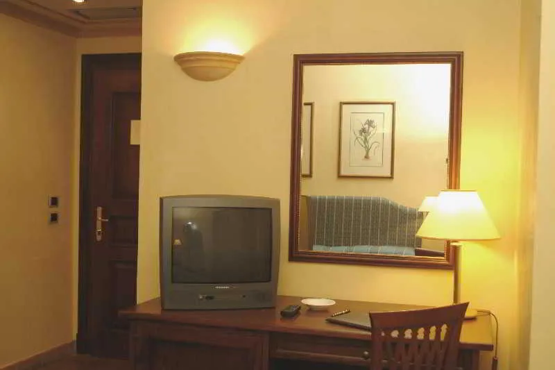 Room, La Ville, Catania