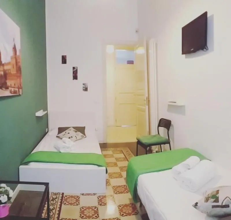 QUADRUPLE STANDARD Room, B&B Ai Tintori, Palermo