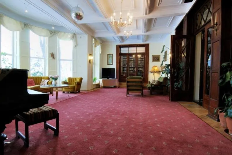 Lobby, Willa Carlton, Krakow