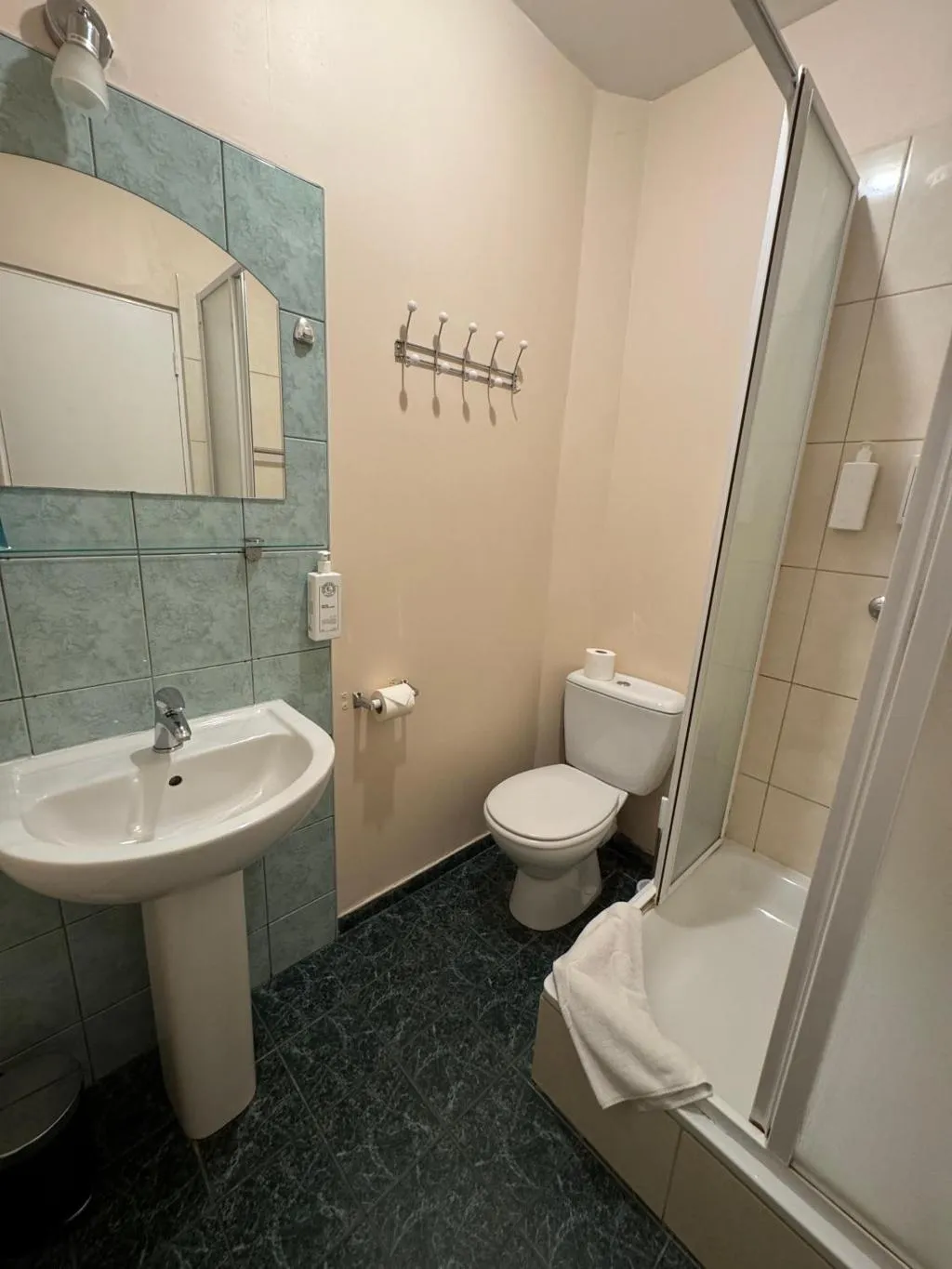 Double or Twin ECONOMY Room, Avitar, Riga