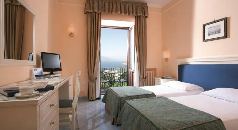Double or Twin SEA VIEW Room, Hotel Jaccarino, Naples