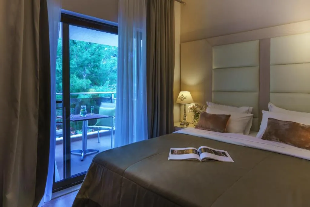 Double or Twin DELUXE Room, Greek Pride Cronwell Rahoni, Thessaloniki