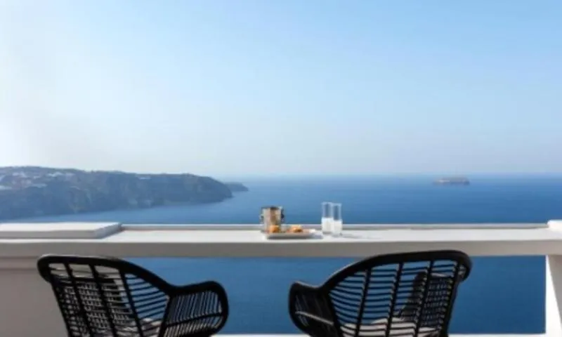 DOUBLE CAPACITY 2 ONE BEDROOM Room, Athermi Suites, Santorini