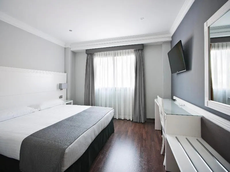 SUITE STANDARD Room, Uve Alcobendas, Madrid