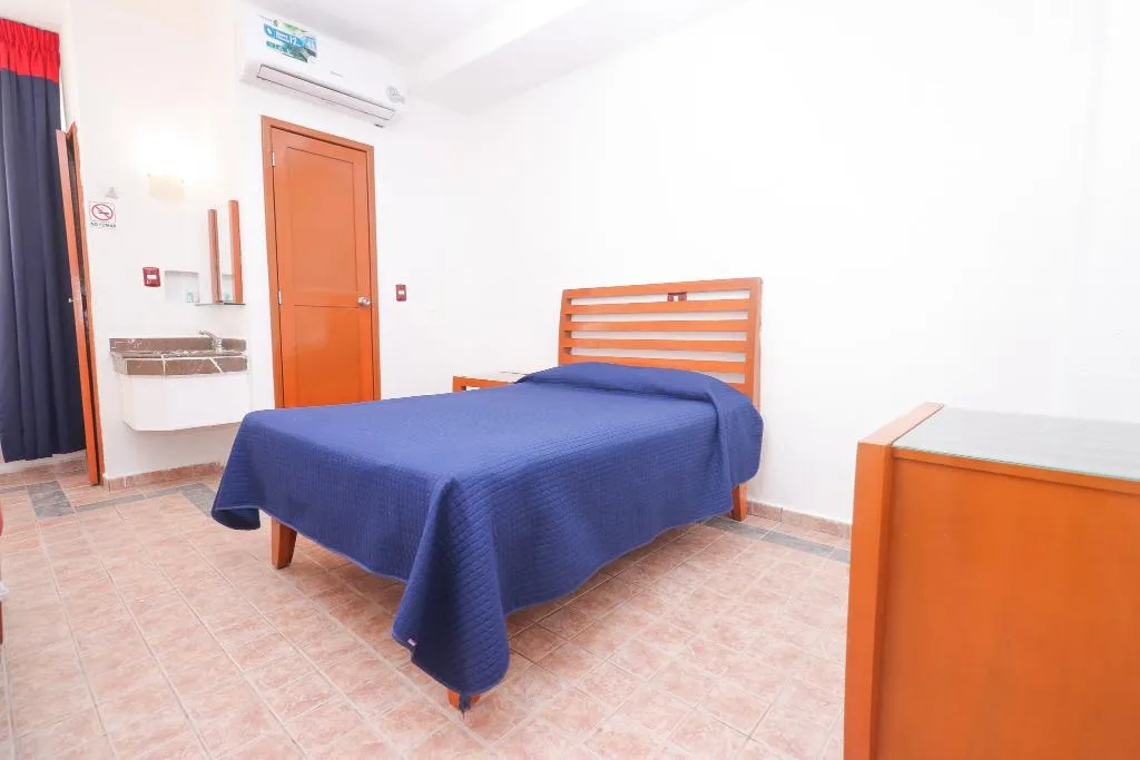 SINGLE STANDARD Room, Soberanis, Cancun Area