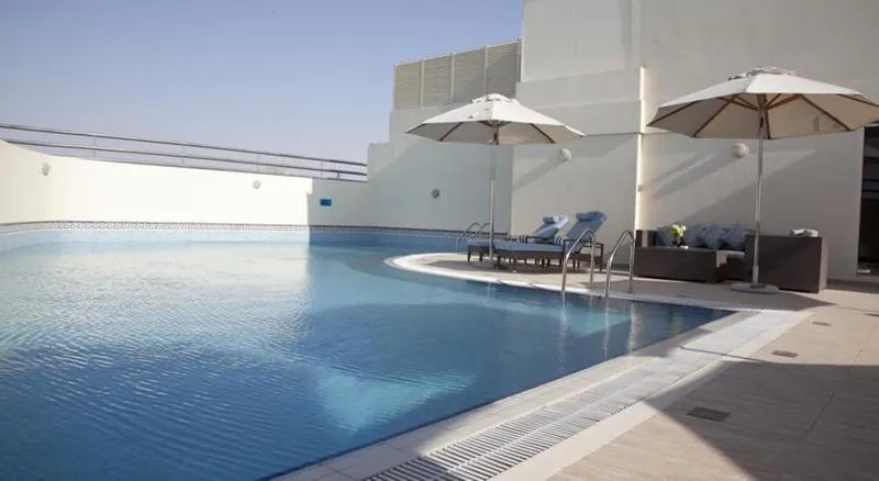 Pool, Grand Excelsior Al Barsha, Dubai