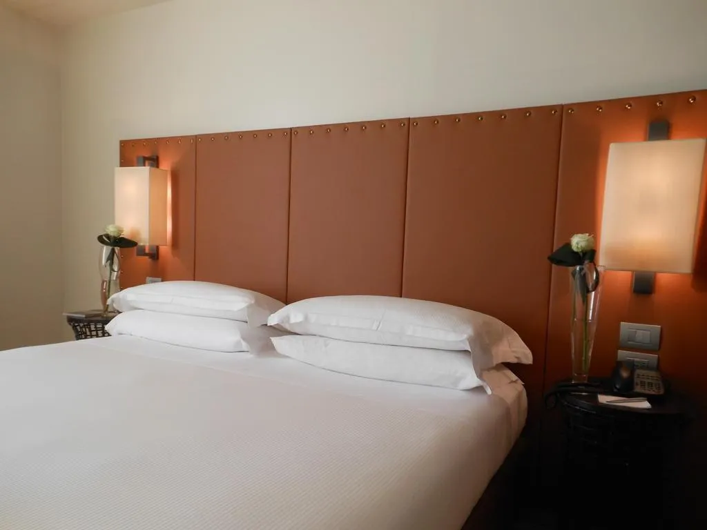 TWIN DELUXE Room, Starhotels Michelangelo Firenze, Florence