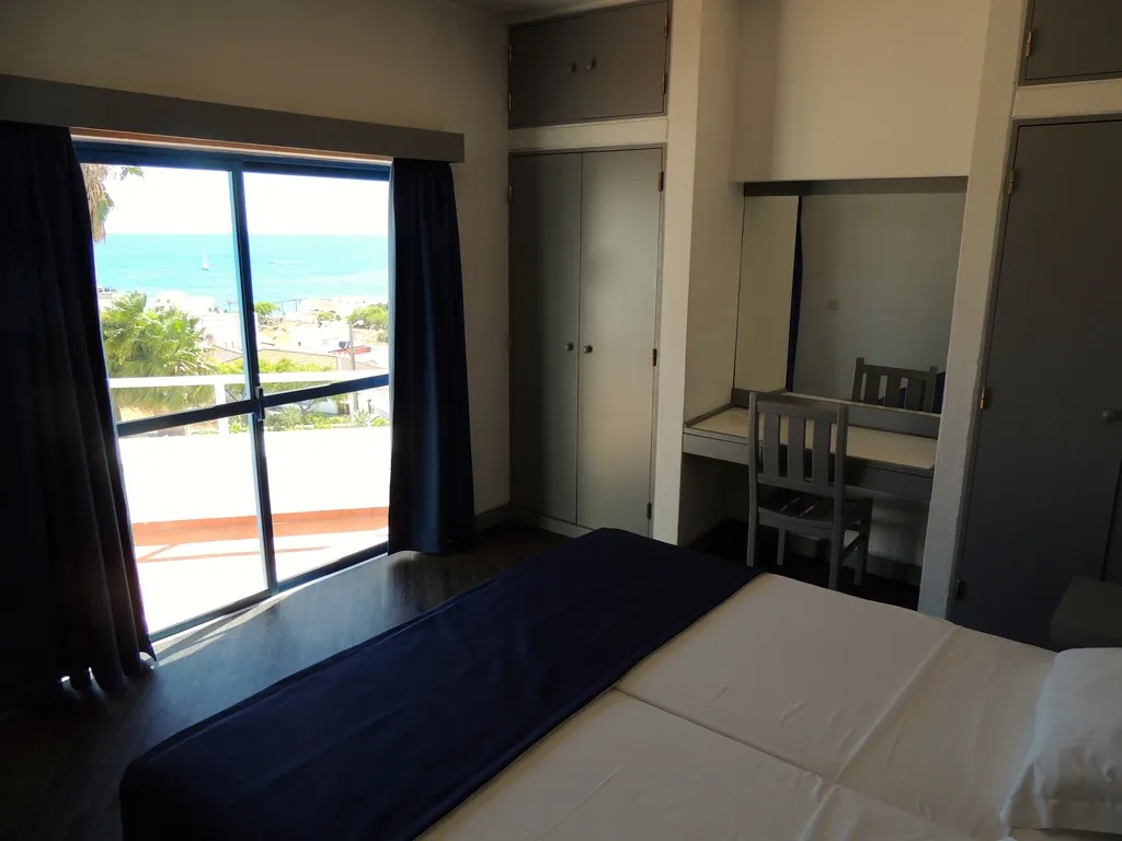 APARTMENT SEA VIEW TWO BEDROOMS Room, Almar, Algarve