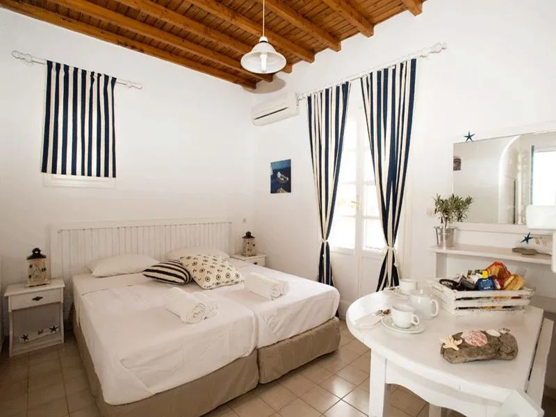 STUDIO CAPACITY 2 Room, Gryparis Club, Mykonos