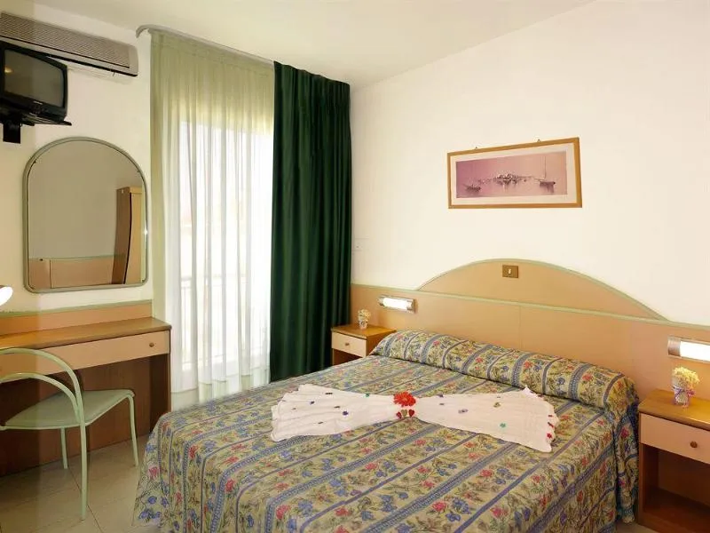 Room, Beach 2, Venice