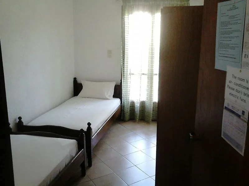 Room, Smaragda, Samos