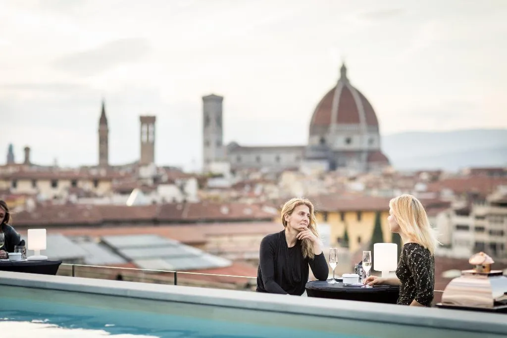 Terrace, Plaza Lucchesi, Florence