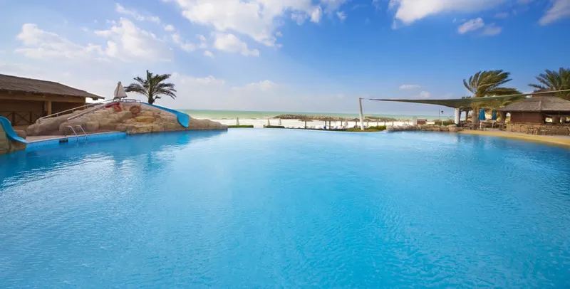 Pool, Coral Beach Resort Sharjah, Dubai