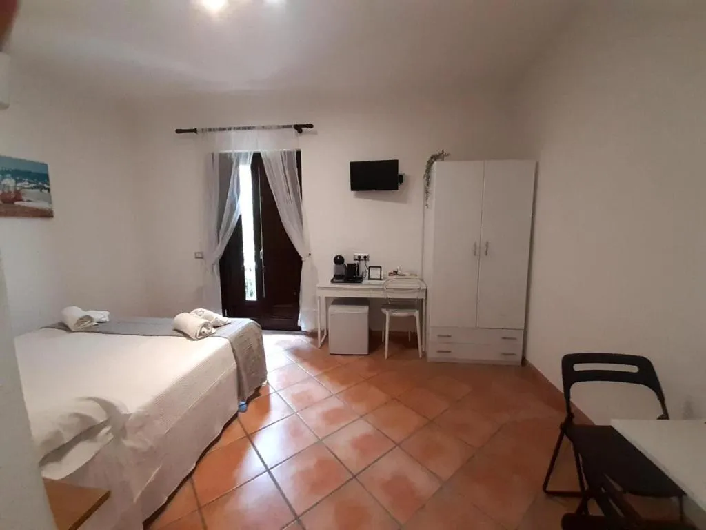 DOUBLE STANDARD Room, B&B Casale del Borgo, Naples