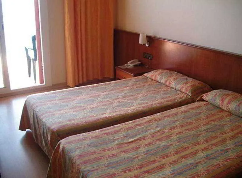 Room, Montecarlo, Costa Brava