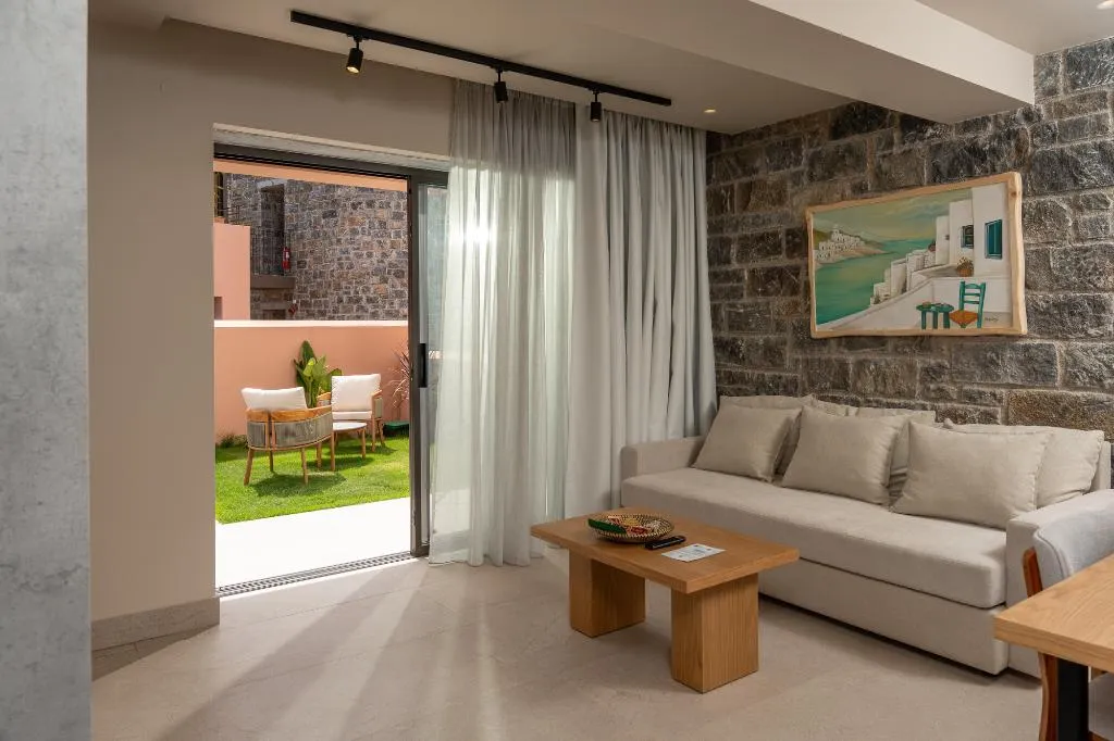 VILLA THREE BEDROOMS Room, Volta Seaside Boutique Hotel, Crete