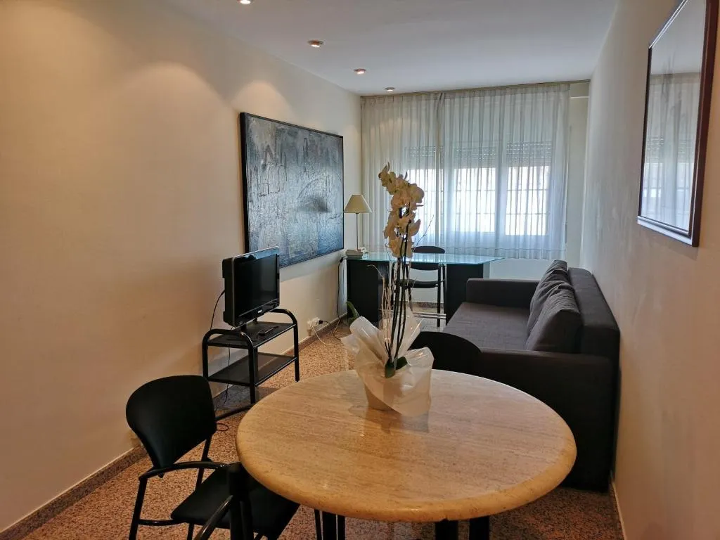 APARTMENT CAPACITY 1 Room, URH Ciutat de Mataró, Barcelona