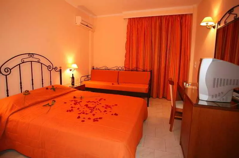 Room, Roselands, Kos