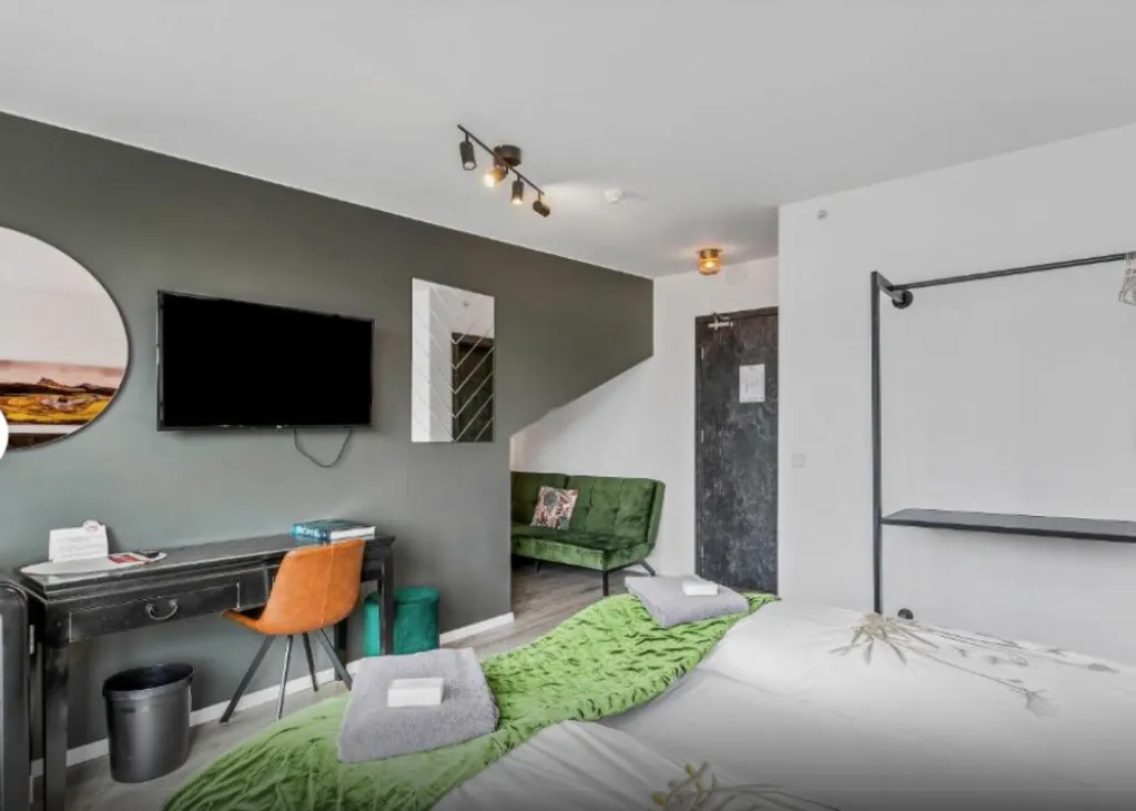 Room, City Center Hotel, Reykjavik