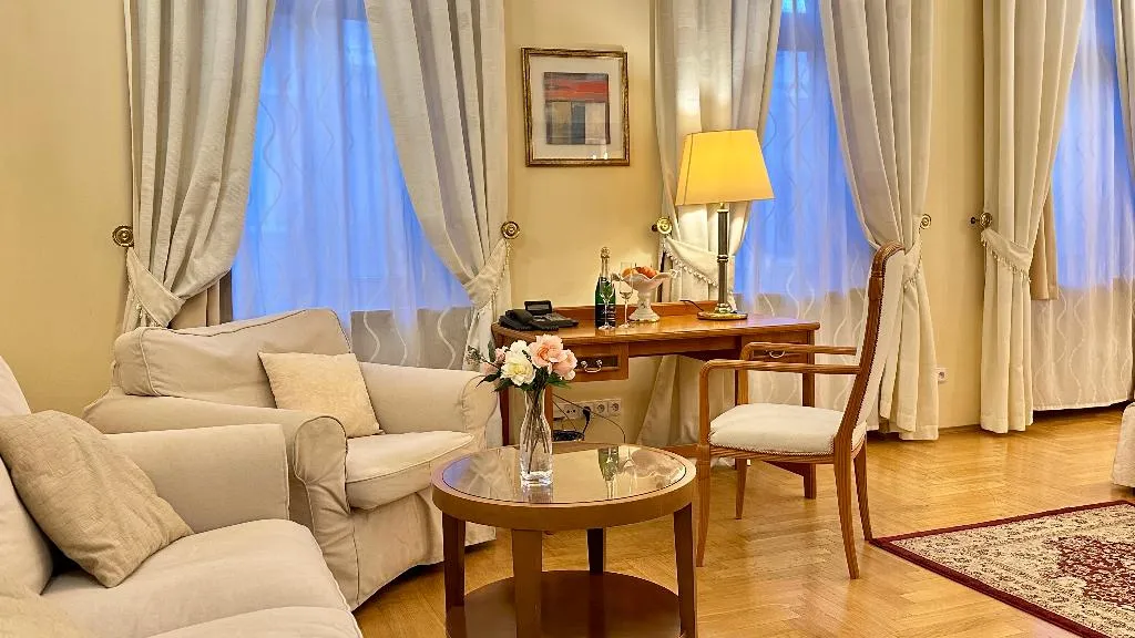 JUNIOR SUITE BASIC Room, Fleur De Lis Hotel, Prague