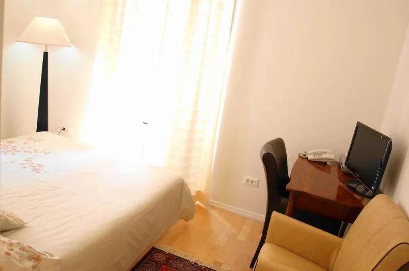 General view, The Miro Studio Apartments, Dubrovnik