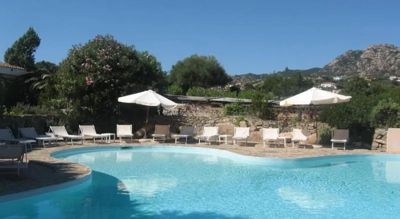 Pool, Valdiola, Olbia
