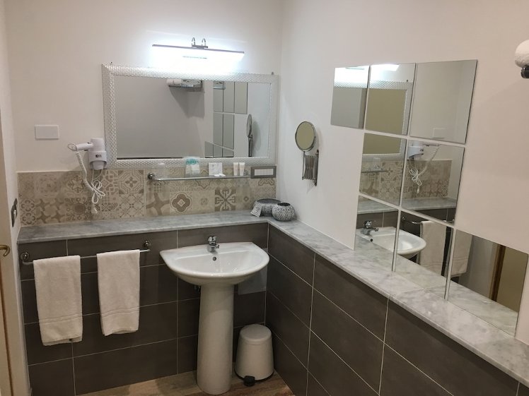 B&B Liberty 900, Catania
