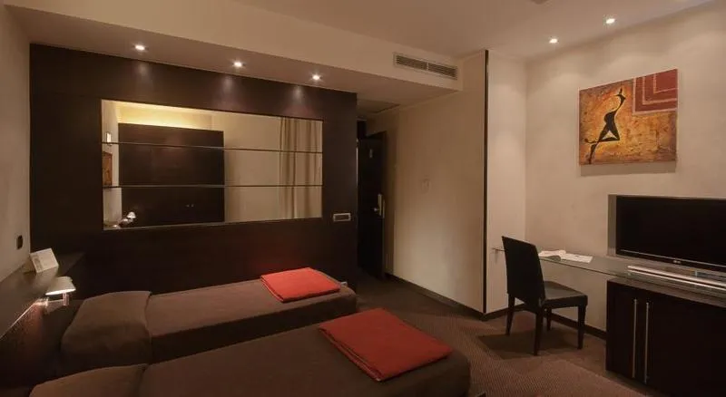 Double or Twin SUPERIOR Room, Accademia, Rome