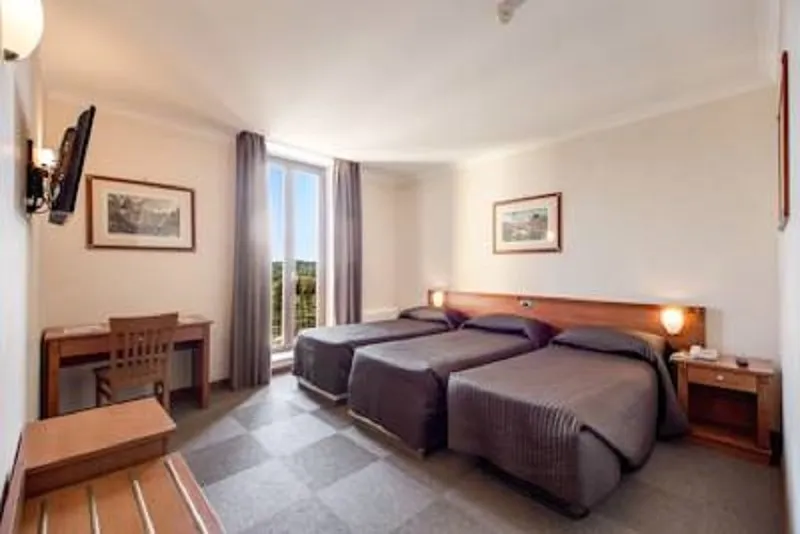 QUADRUPLE STANDARD Room, Romoli, Naples