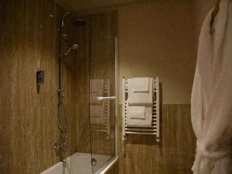 DOUBLE STANDARD Room, Black 5 Florence Suite, Florence