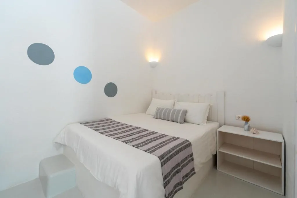 DOUBLE DELUXE QUEEN BED Room, La Stella Stay, Mykonos