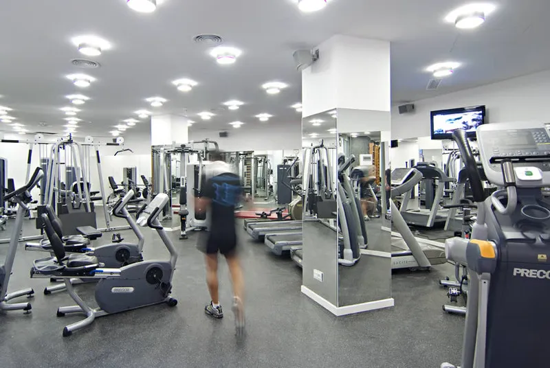 Sports and Entertainment, Axel Hotel Barcelona & Urban Spa, Barcelona