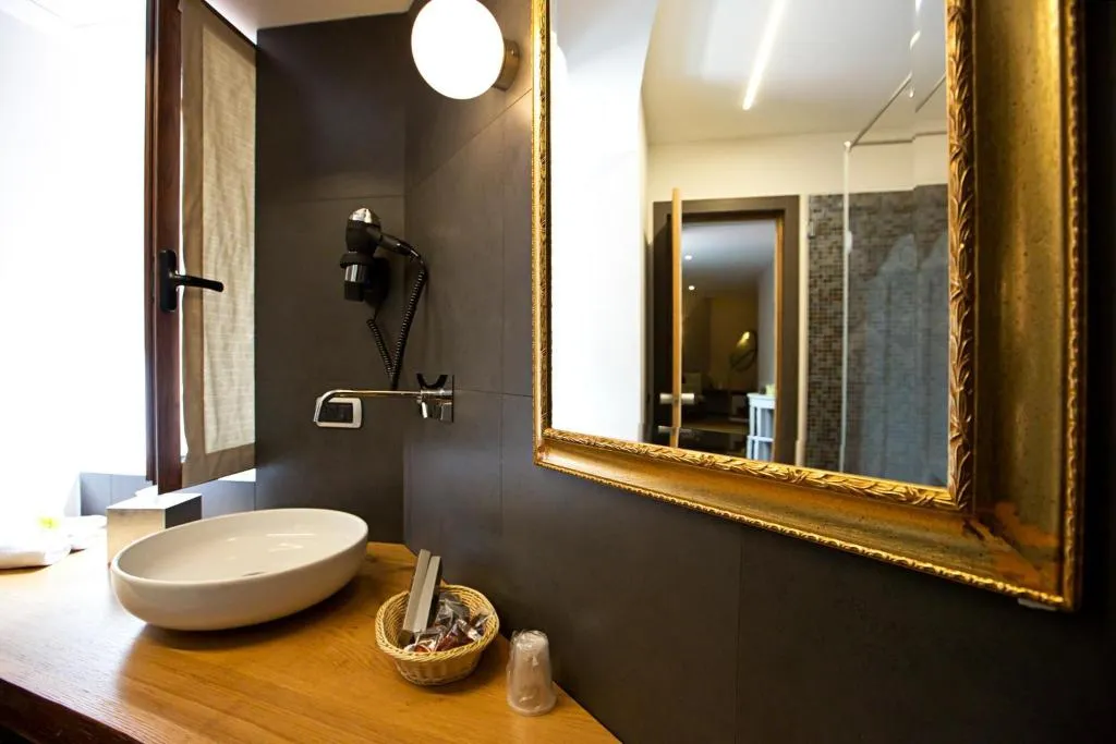 QUADRUPLE WITH TERRACE Room, Hotel Tiro A Volo, Naples