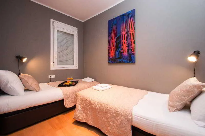 Room, Paseo De Gracia Apartments, Barcelona