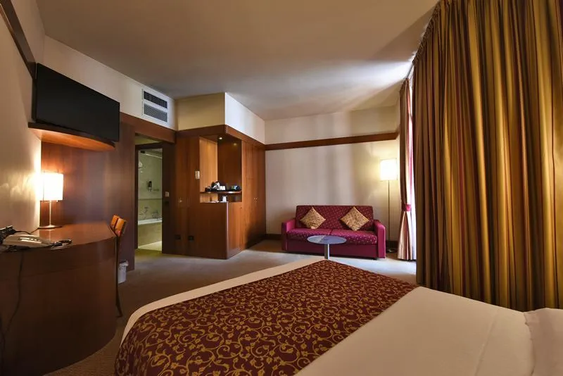 DOUBLE DELUXE Room, Milano Re Hotel, Milan