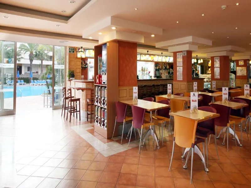 Bar, Golden Taurus Aquapark Resort, Costa Brava
