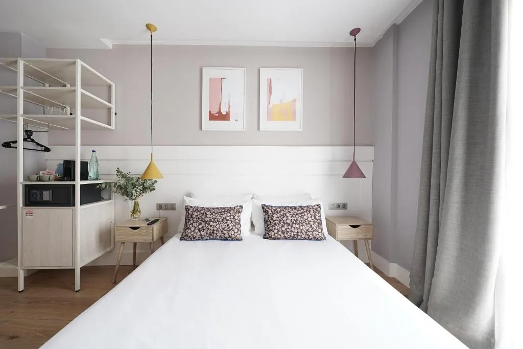 Room ECONOMY Room, Gracia Garden, Barcelona