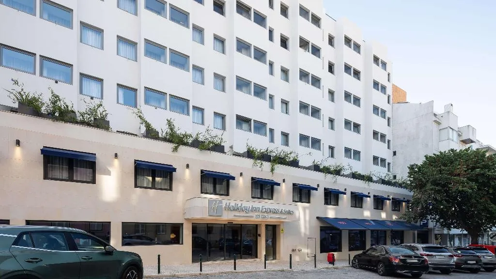 General view, Holiday Inn Express Lisbon Principe Real, by IHG, Lisbon