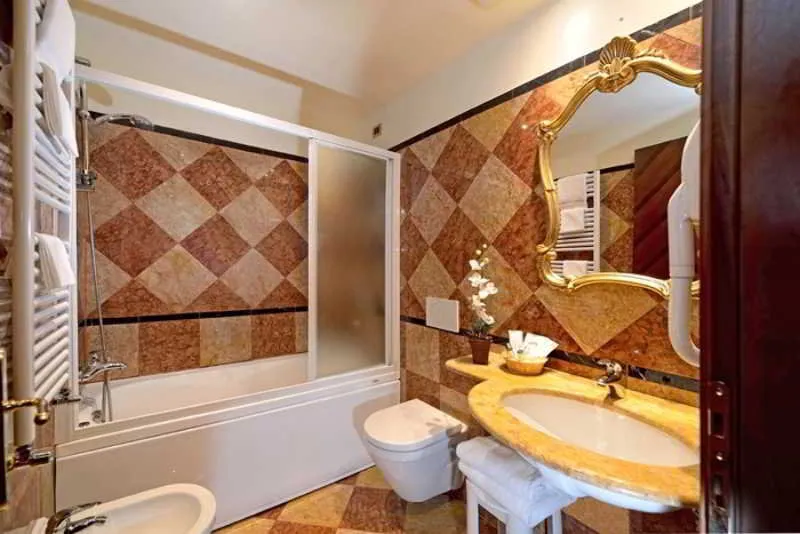 Room, Citta Di Milano, Venice