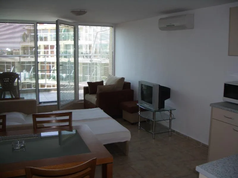 STUDIO STANDARD Room, Sunny Holiday Aparthotel, Bourgas