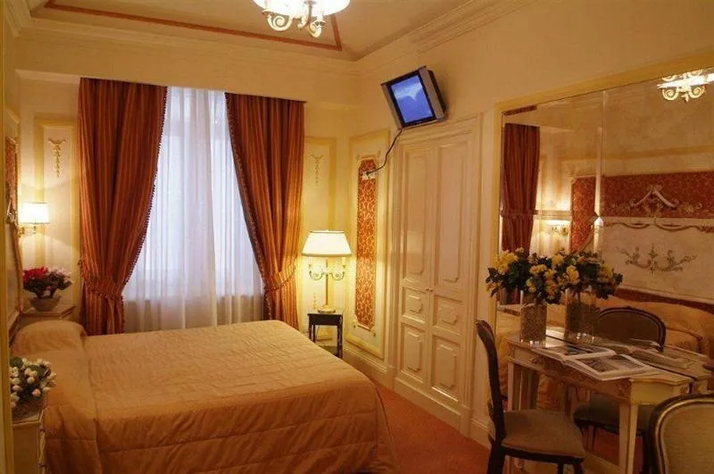 DOUBLE STANDARD Room, Champagne Palace, Rome