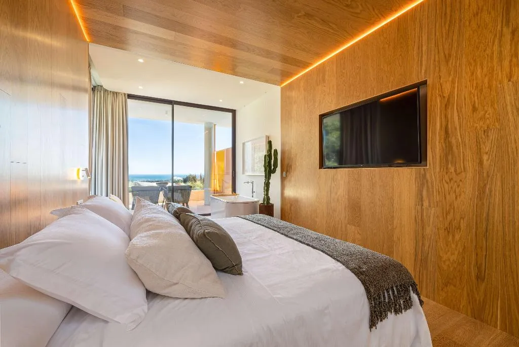SUITE TWO BEDROOMS TWO BATHROOMS Room, Leiro Residences - Preferred Hotels & Resorts, Costa Del Sol