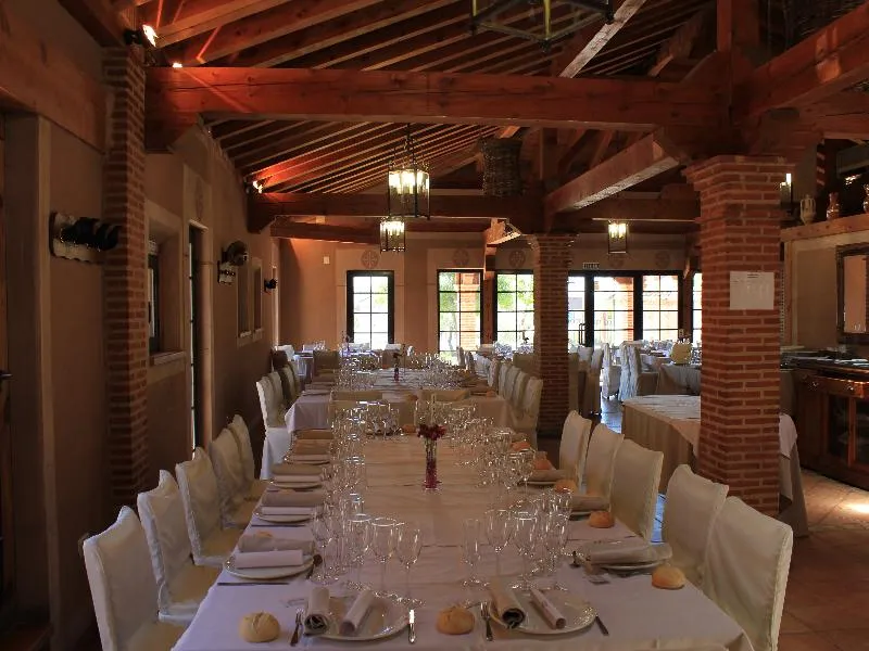 Restaurant, Hotel Venta Magullo, Madrid
