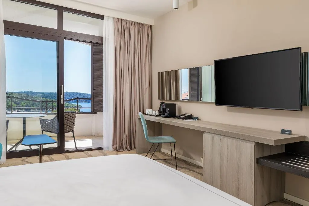 DOUBLE SINGLE USE PREMIUM SEA VIEW Room, Hotel Park Plaza Histria, Istria