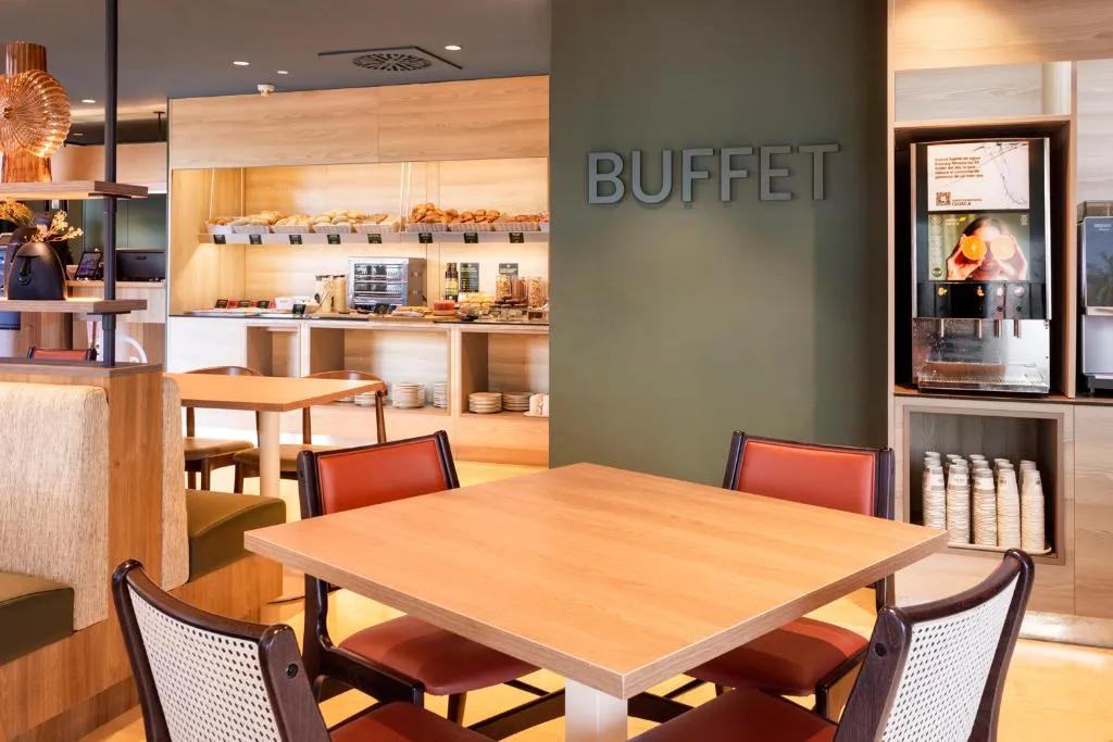 Bar, B&B HOTEL Madrid Arganda, Madrid
