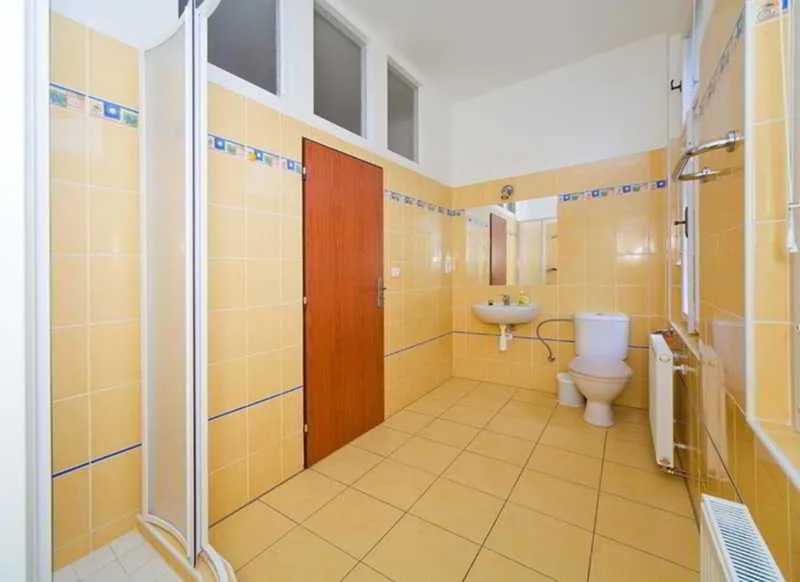 Room, Apartment Amandment, Prague