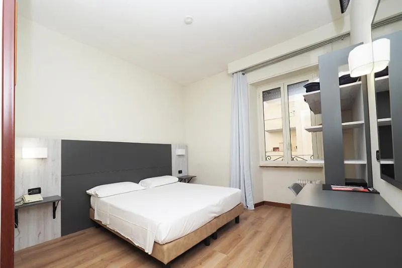 DOUBLE STANDARD Room, Osimar, Rome