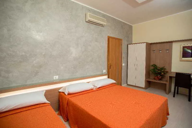 Room, Hotel Fiera Congressi, Milan